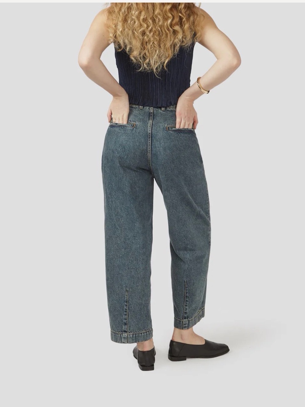 Decade Studio Kit Jean - slight barrel ankle crop - Picture 2 of 6